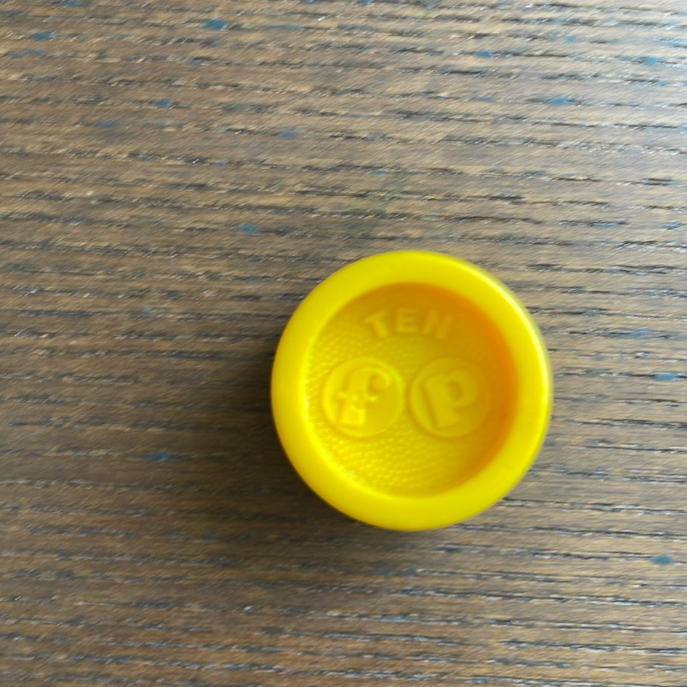 Fisher Price Yellow 10 coin